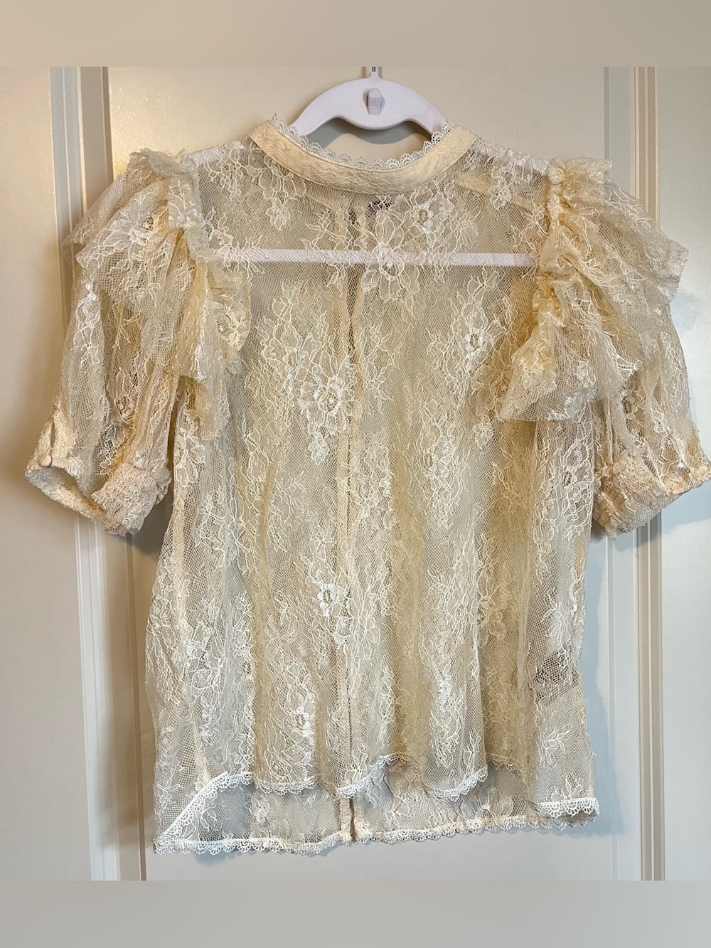 Free People Ivory Lace Blouse Size Medium - Picture 3 of 9